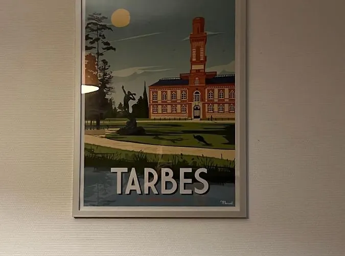 La Dolce -t2 52m2- Dernier Etage- Terrasse-parking-wifi Fibre Apartamento Tarbes