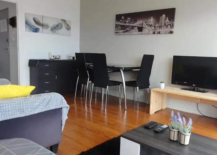 La Dolce -t2 52m2- Dernier Etage- Terrasse-parking-wifi Fibre *