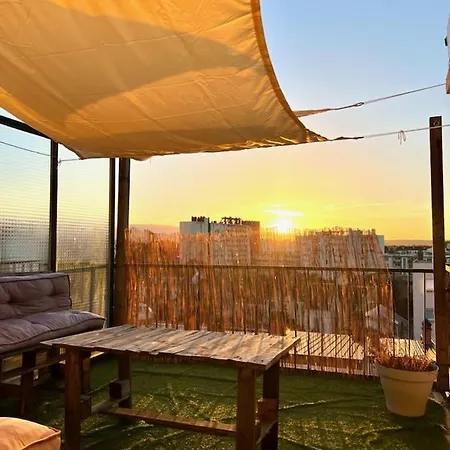 La Dolce -t2 52m2- Dernier Etage- Terrasse-parking-wifi Fibre *