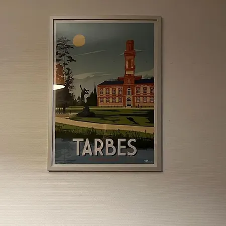 La Dolce -t2 52m2- Dernier Etage- Terrasse-parking-wifi Fibre Appartement Tarbes